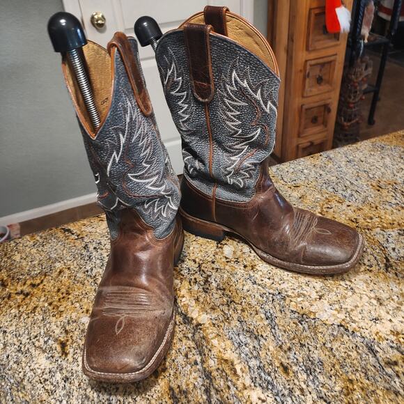 Cody James Brown Leather Cowboy Boots Style BBM164 Size 8.5D main image 9